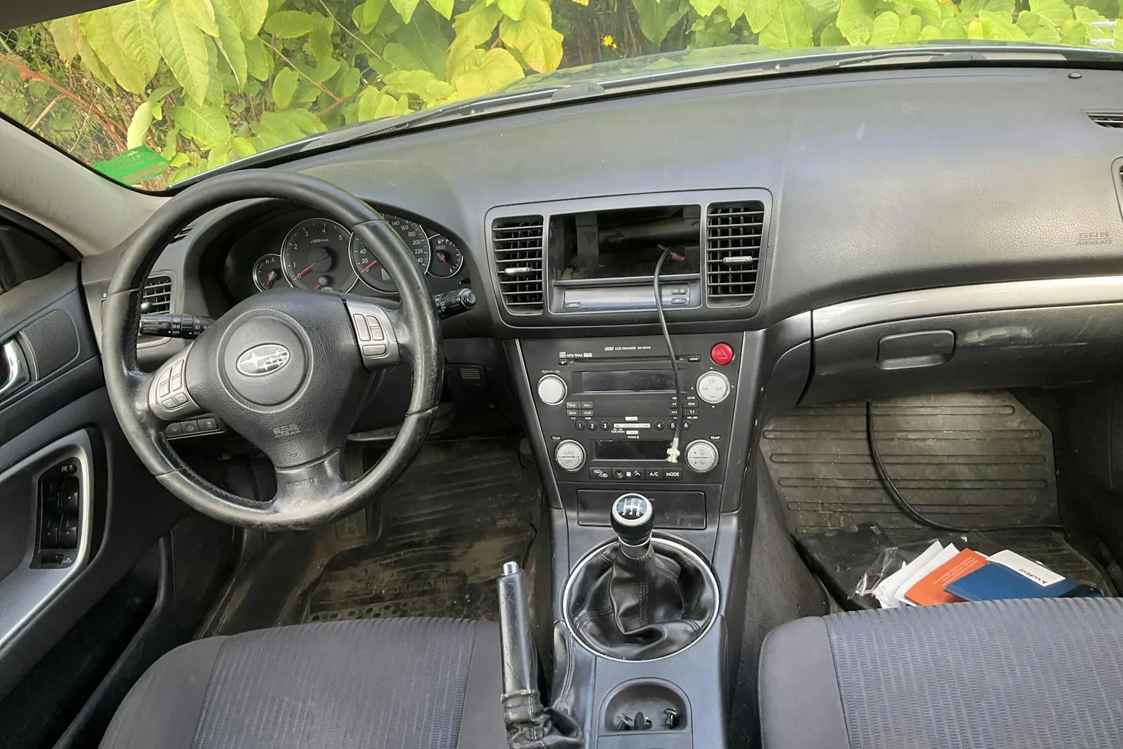 Vehicle image 6