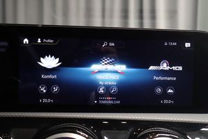 Mercedes A45 AMG bild 28