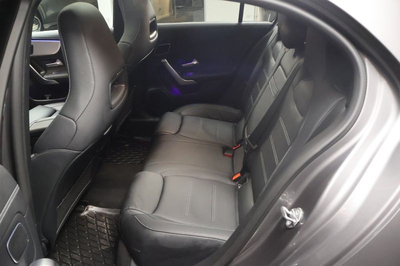 Mercedes A45 AMG bild 11