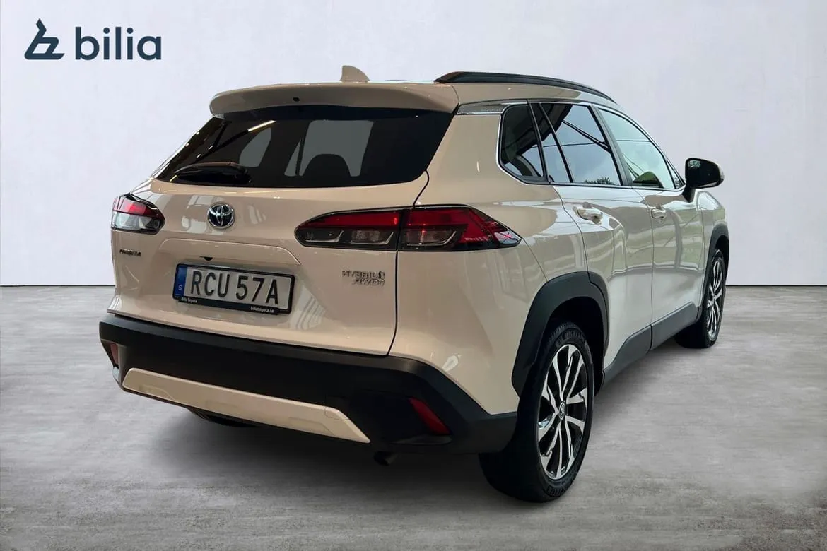 Vehicle image 18