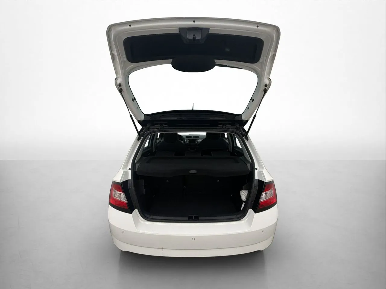 Vehicle image 20