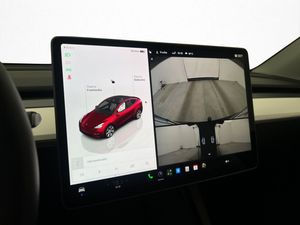 Tesla Model Y bild 19