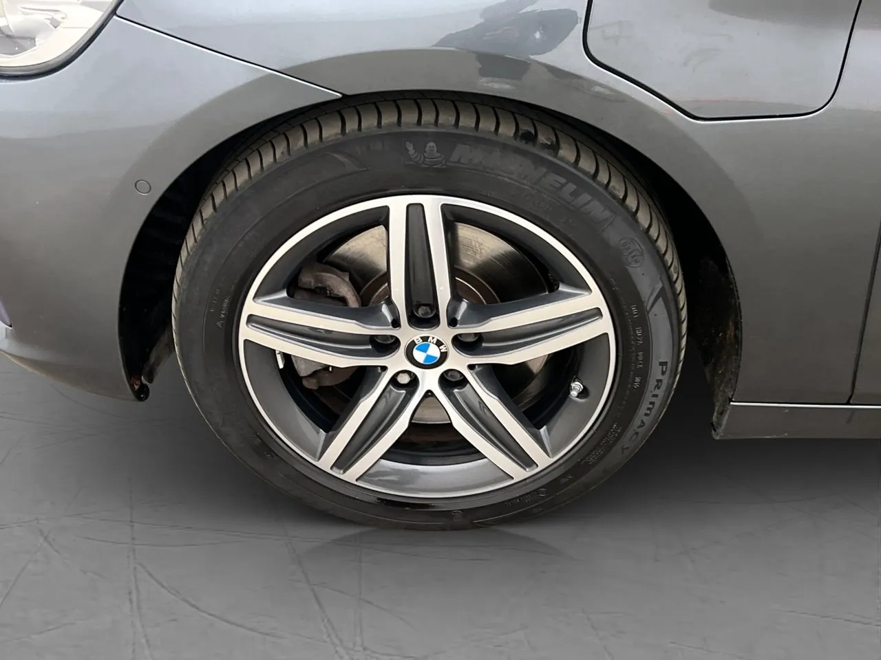 Vehicle image 31
