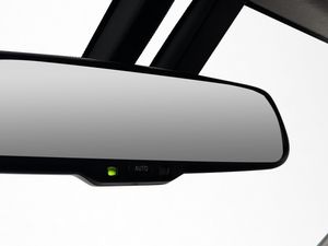 Suzuki S-CROSS bild 31