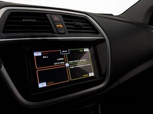 Suzuki S-CROSS bild 19