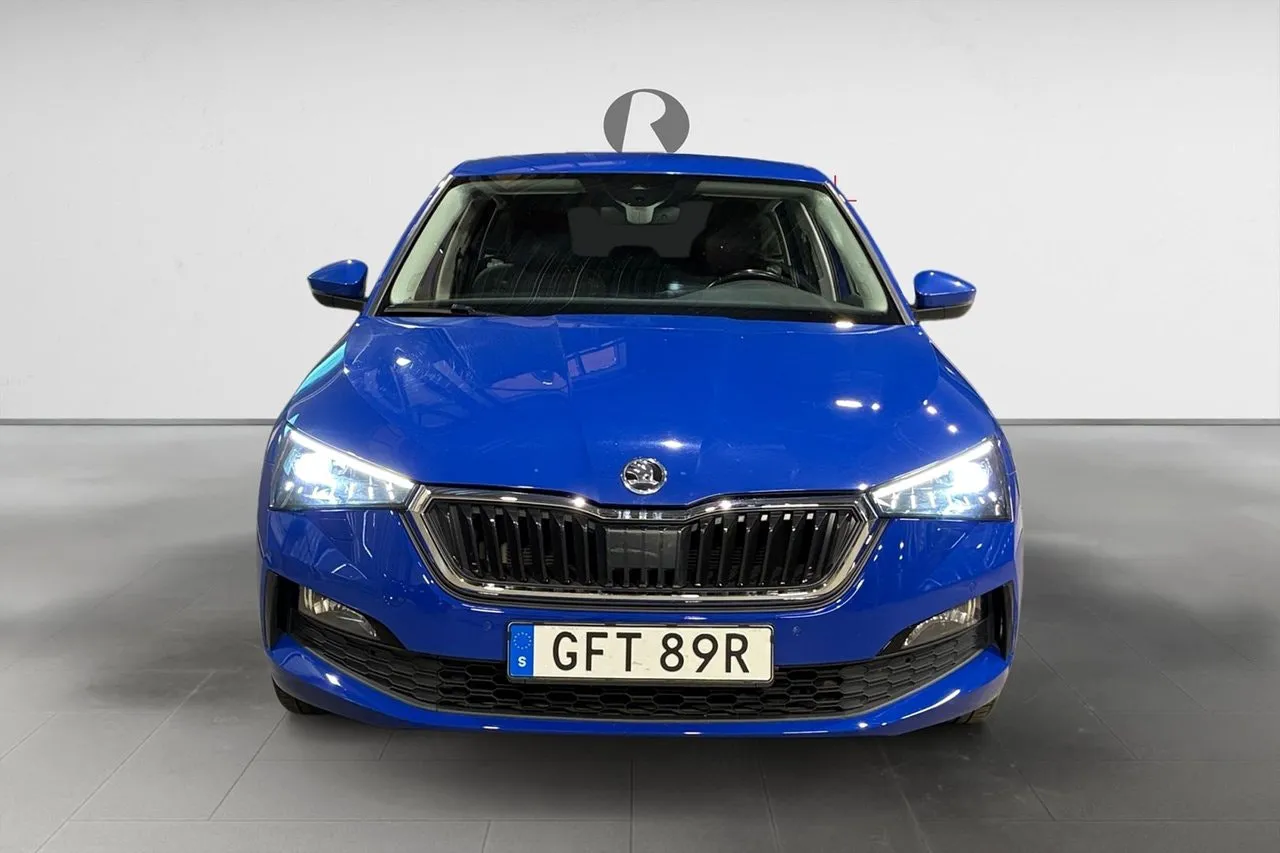 Vehicle image 9