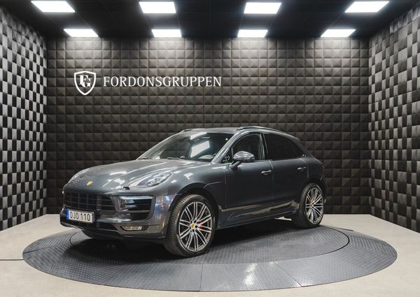 Porsche Macan GTS PDK GTS Luft PASM / Värmare / Drag / SE SPEC - 2017