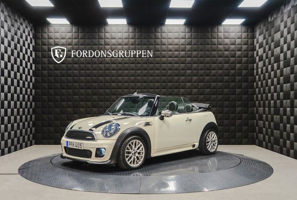 MINI Cooper Cabriolet JCW Chili-paket / Lounge Läder / 122hk - 2015