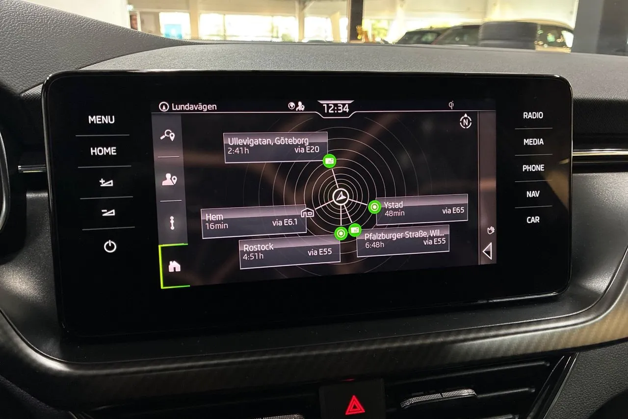 Vehicle image 22