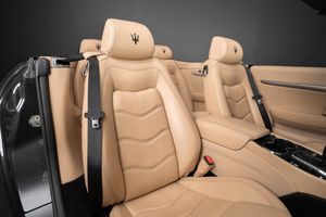 Maserati GranCabrio bild 18