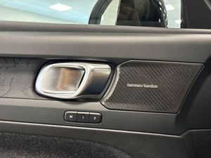 Volvo EC40 bild 9