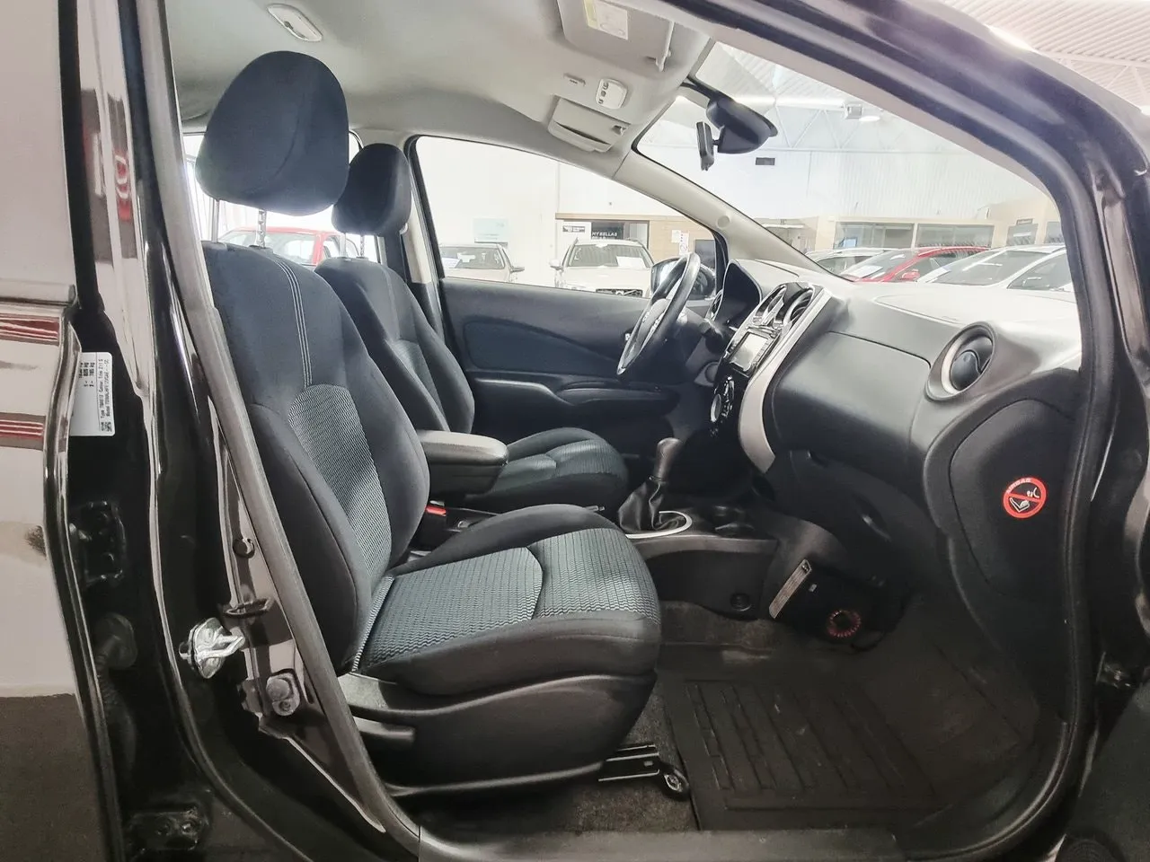Vehicle image 20