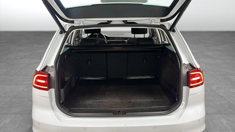 Volkswagen Passat bild 10