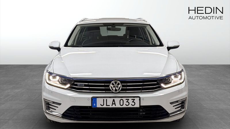 Volkswagen Passat bild 8