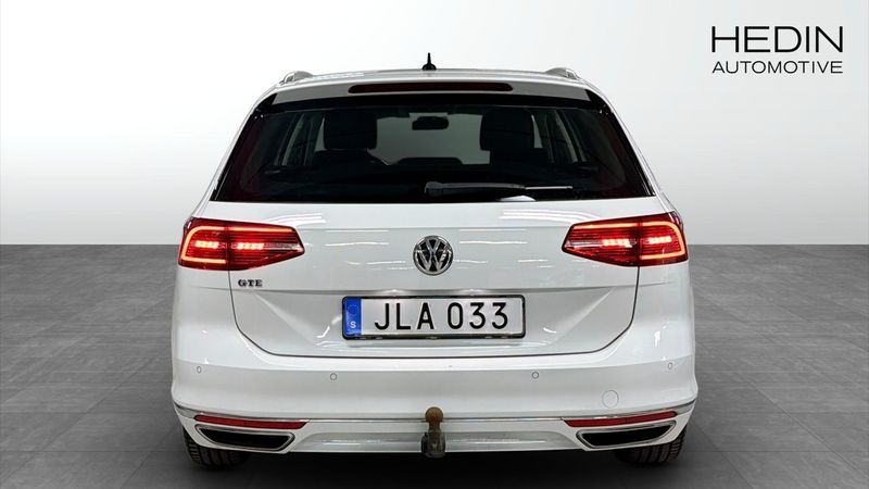 Volkswagen Passat bild 7