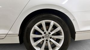 Volkswagen Passat bild 9