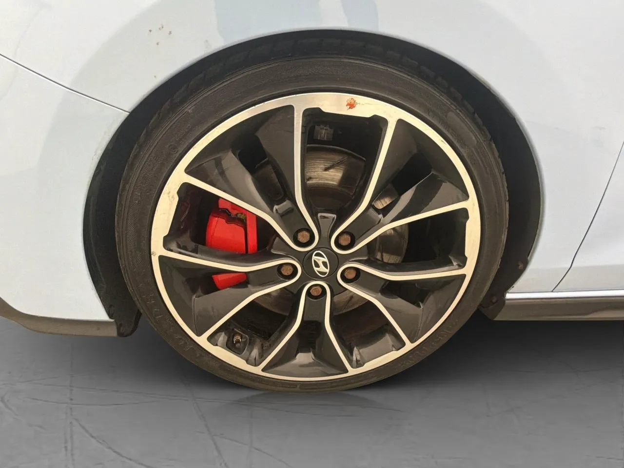 Vehicle image 30