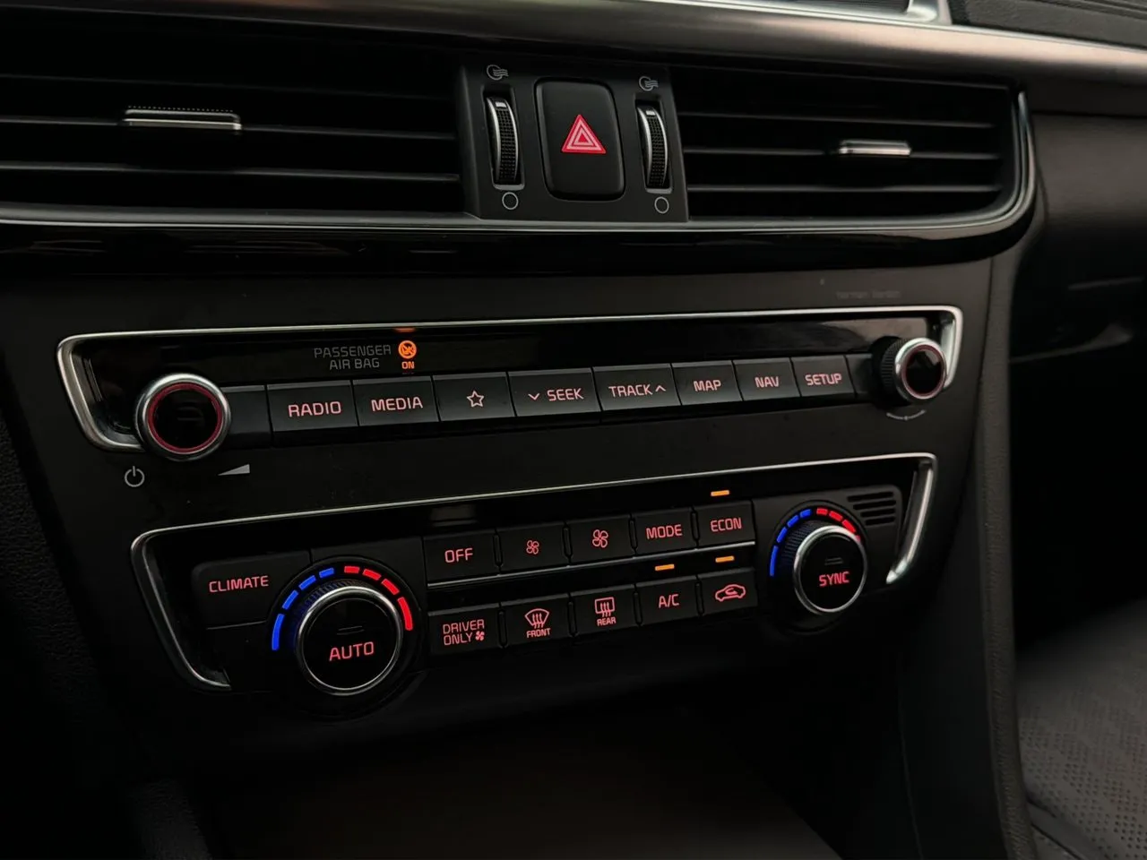 Vehicle image 24