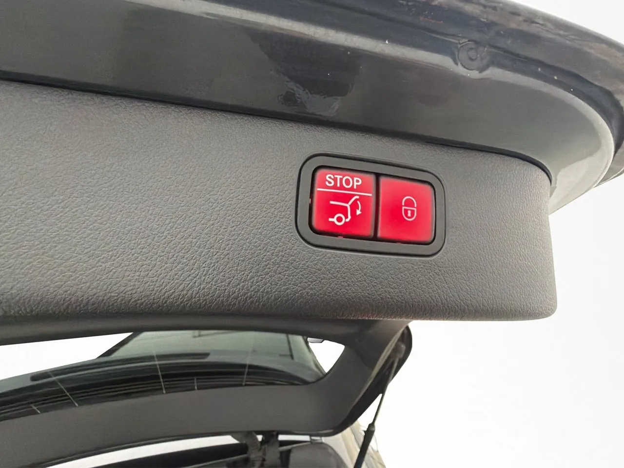 Vehicle image 29
