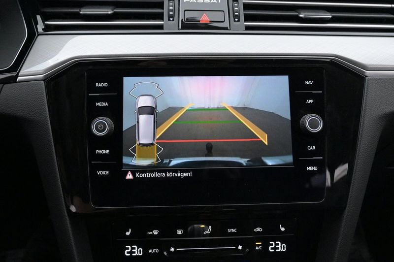 Volkswagen Passat bild 11