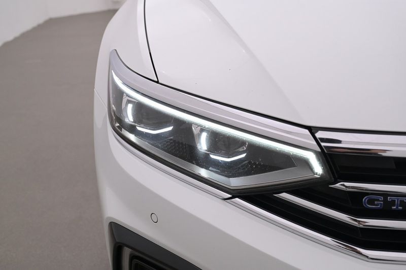 Volkswagen Passat bild 25