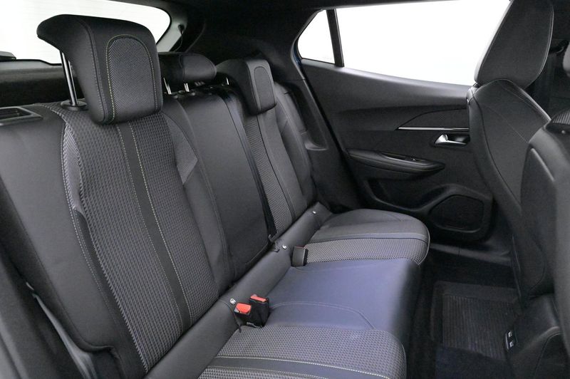 Peugeot e-2008 bild 22