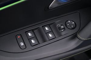 Peugeot e-2008 bild 11
