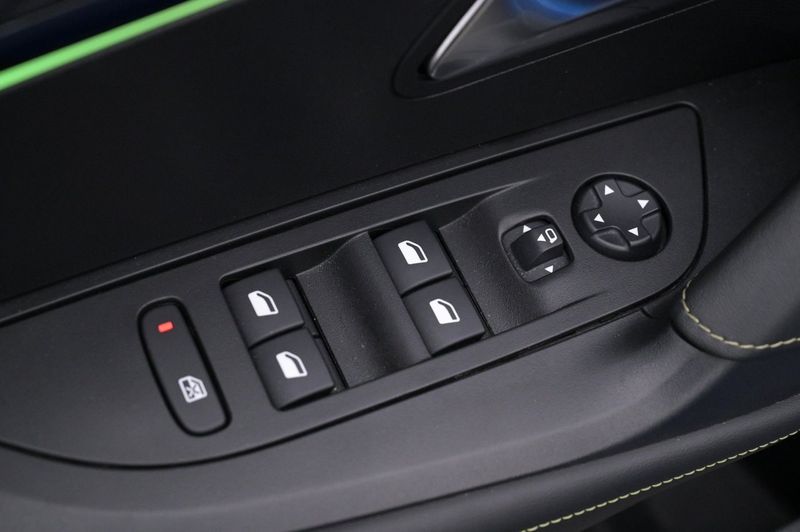 Peugeot e-2008 bild 11