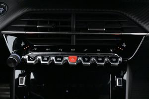 Peugeot e-2008 bild 19
