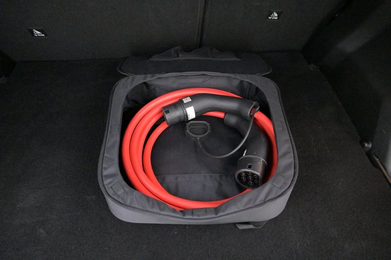 Peugeot e-2008 bild 24
