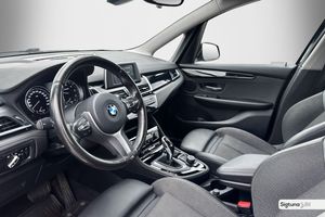 BMW 218 bild 12