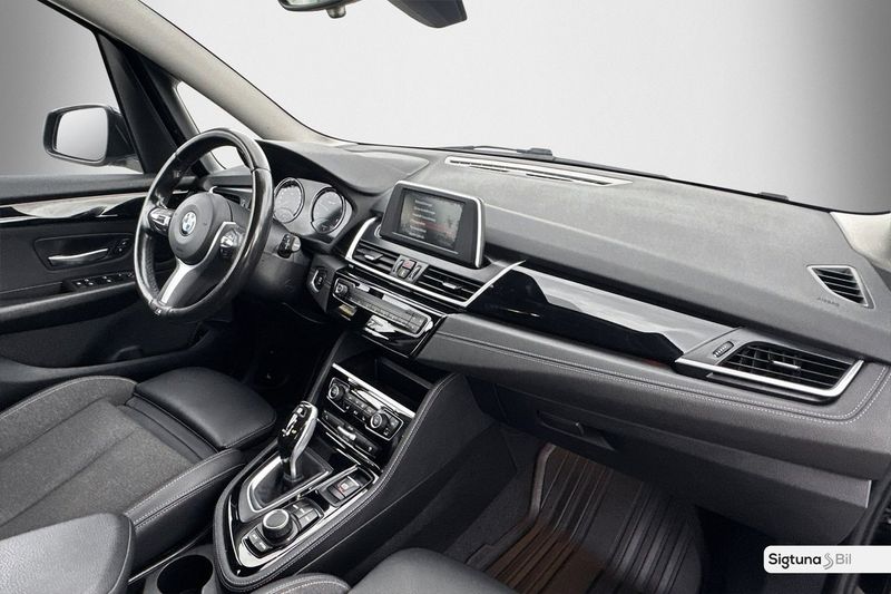 BMW 218 bild 22