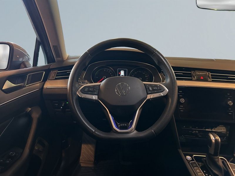 Volkswagen Passat bild 9