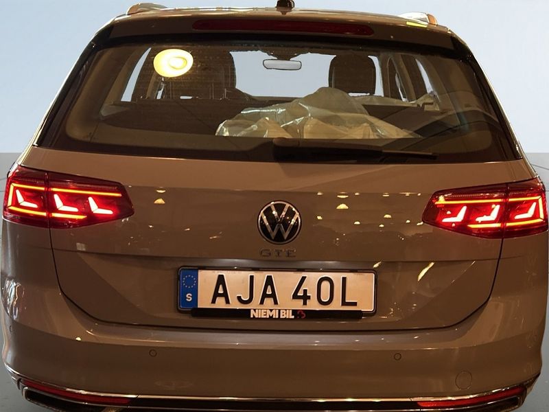 Volkswagen Passat bild 12