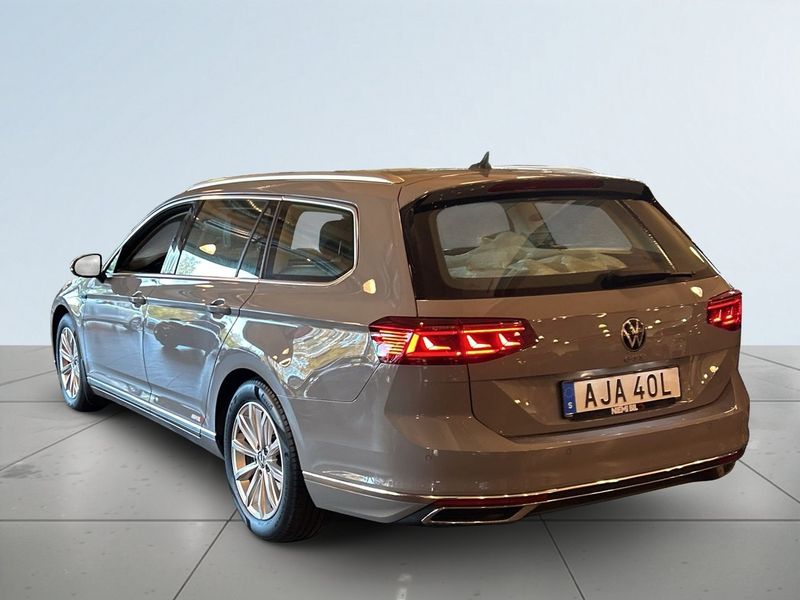 Volkswagen Passat bild 5