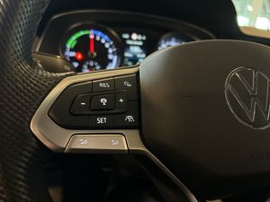 Volkswagen Passat bild 17