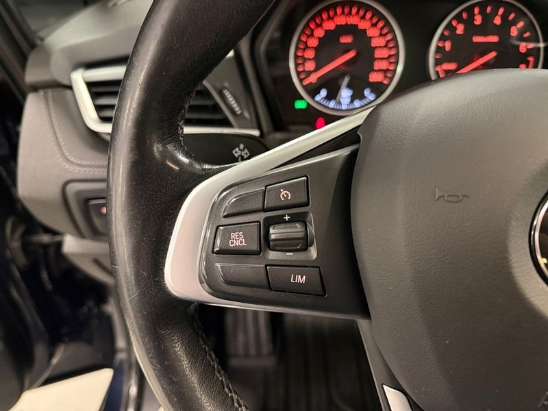 BMW 225 bild 16