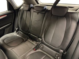 BMW 225 bild 10
