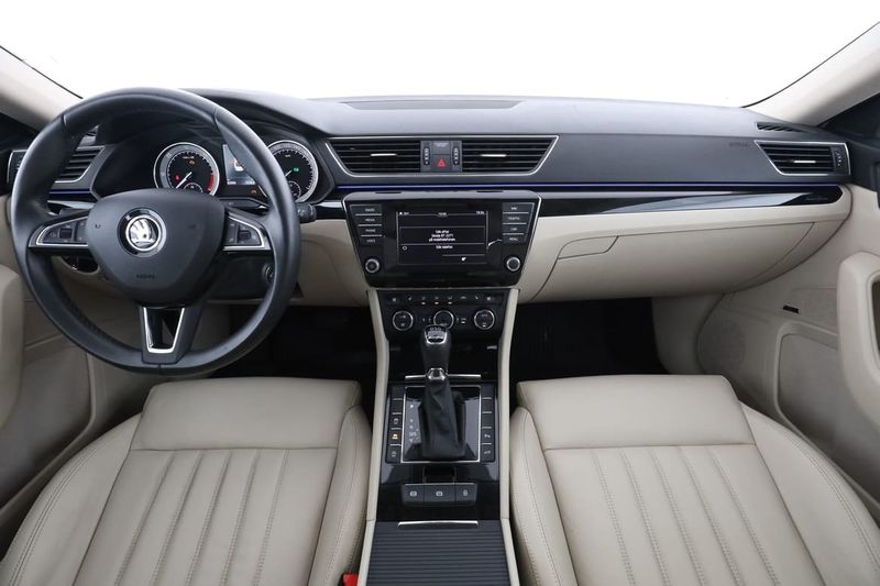 Skoda Superb bild 13