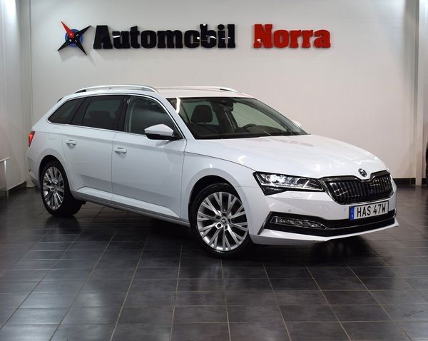 Skoda Superb iV Kombi 1.4 TSI iV Business Edition Blis/Drag/Web - 2023