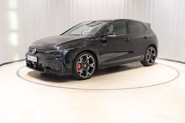 Volkswagen Golf GTI Clubsport 2.0 TSI 300hk Aut Pano DCC Demobil! - 2026