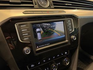 Volkswagen Passat bild 13