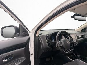 Mitsubishi Outlander bild 10