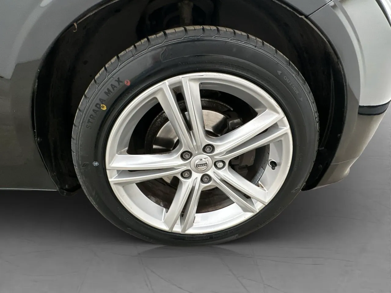 Vehicle image 36