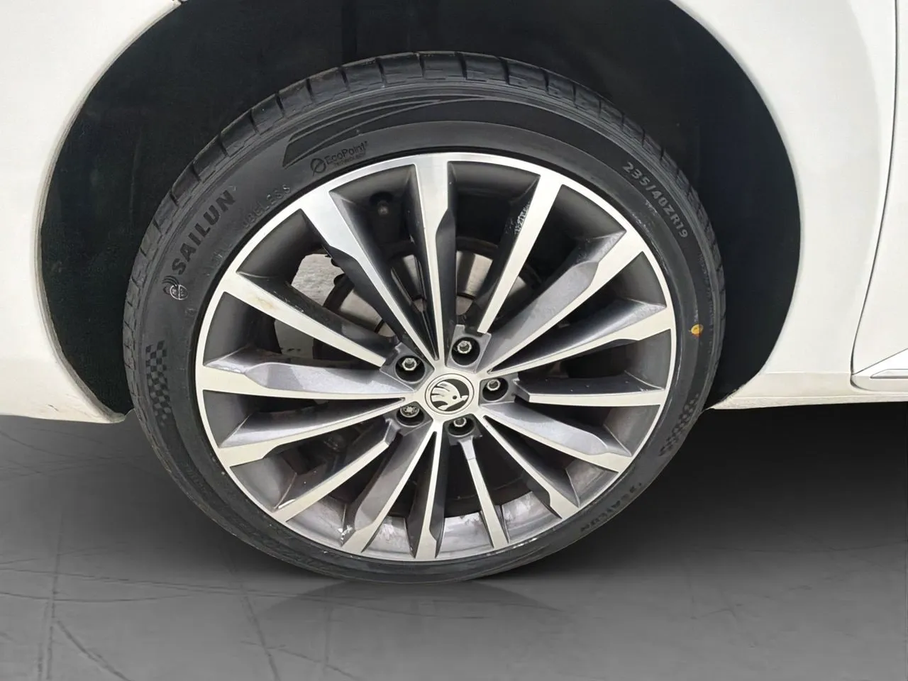 Vehicle image 36