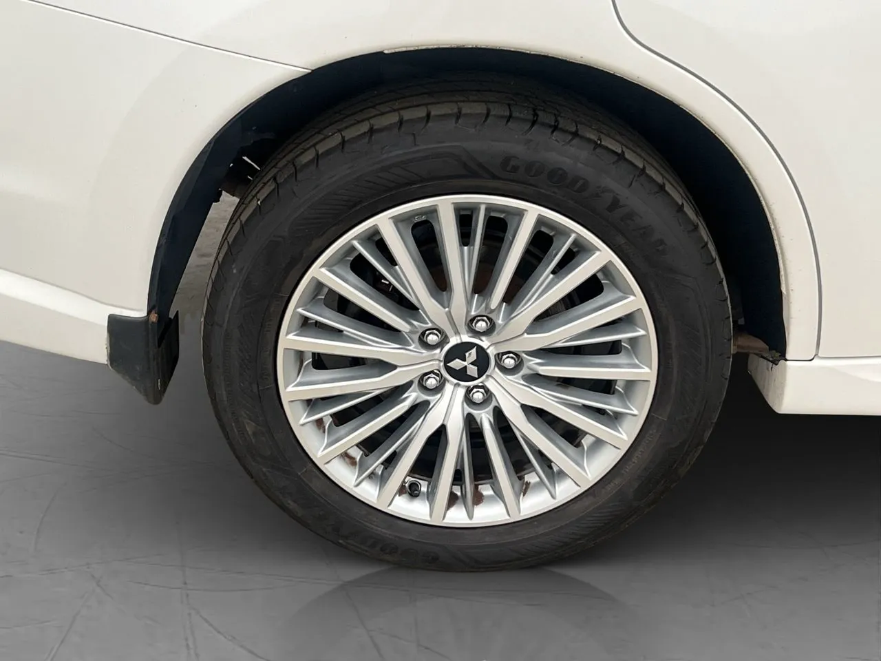 Vehicle image 31
