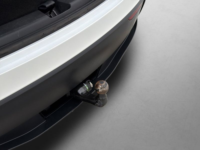 Tesla Model Y bild 10