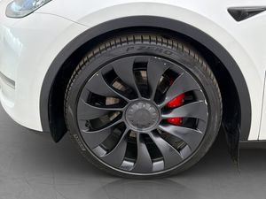 Tesla Model Y bild 34