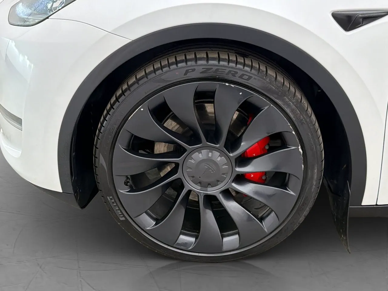 Vehicle image 33