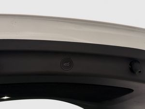 Tesla Model Y bild 30